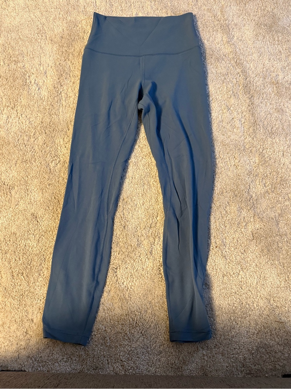 Lululemon Blue Align legging in size 4